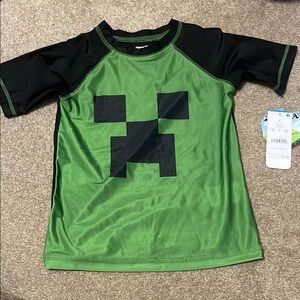 NWT MineCraft Rash guard- size small